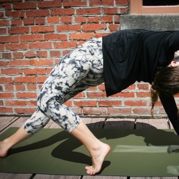 Lululemon wunder under crop great granite leggings - Picture 6 of 16